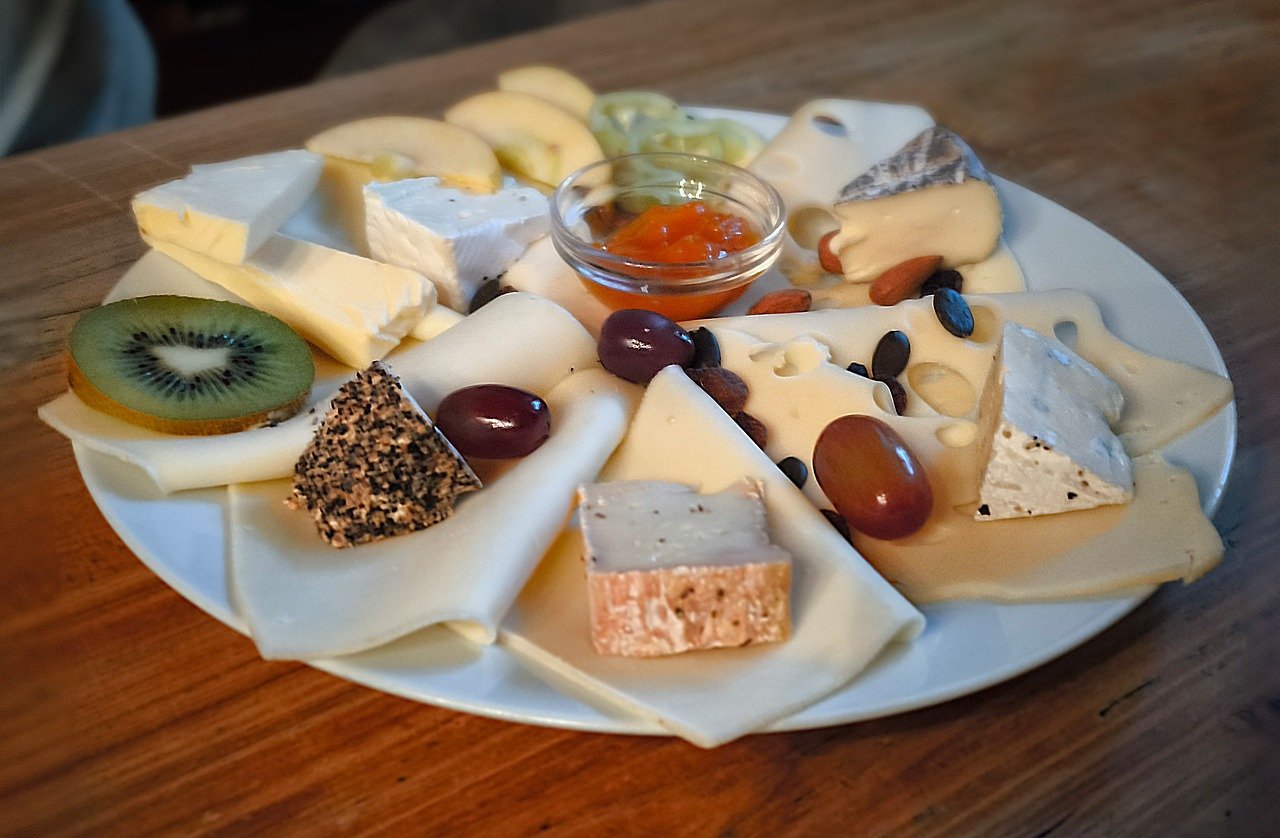 cheese, cheese platter, dairy products, keto-friendly