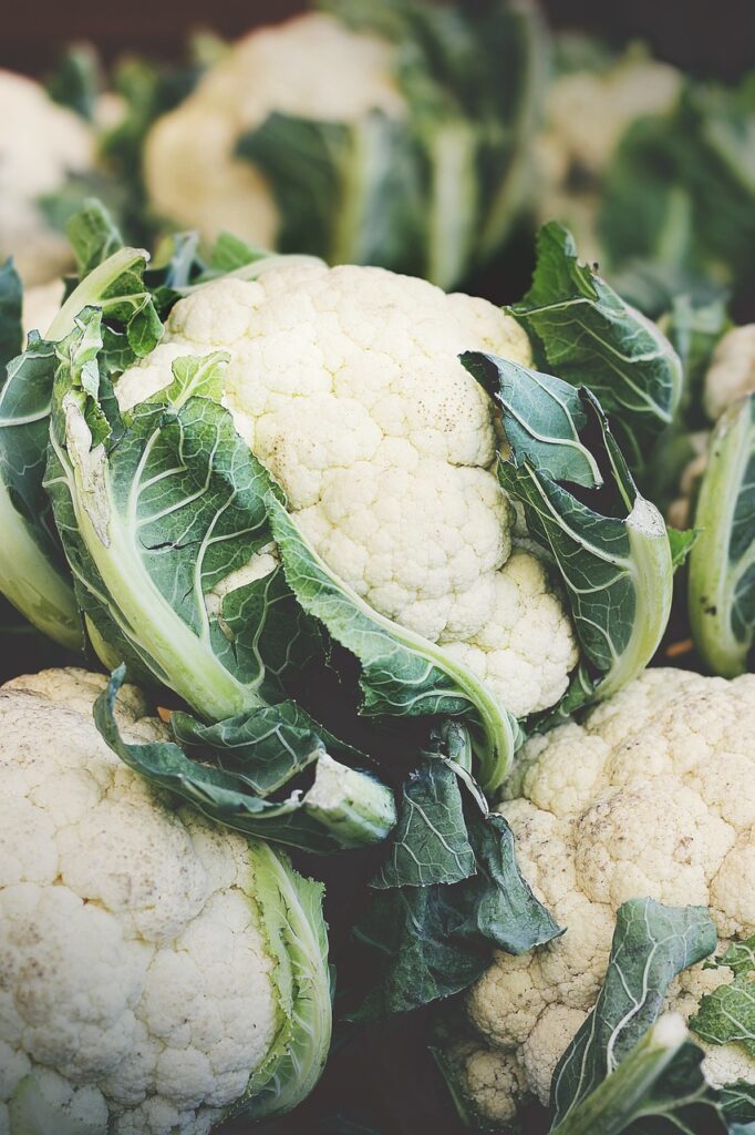 cauliflower, brassica oleracea var, botrytis l